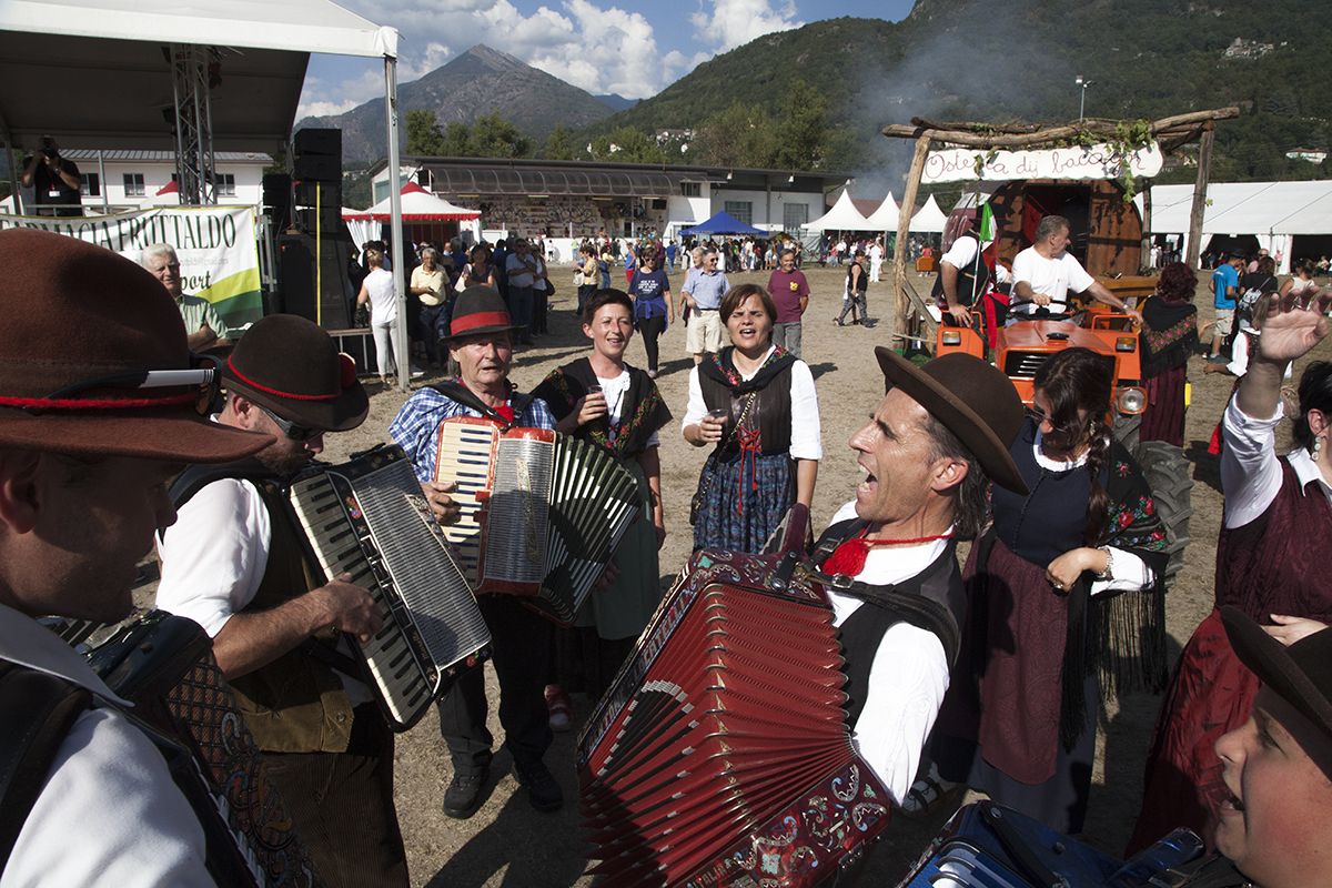 A Settembre Ritorna La Festa Delluva Di Masera Ossolanews It